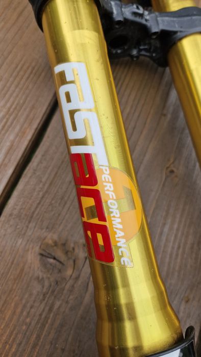Fastace 2.0 gold surron fox amortyzator manitou