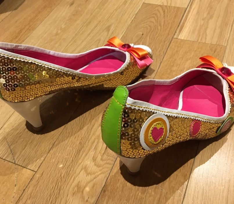 Sapatos Agatha Ruiz de la Prada, tamanho 39