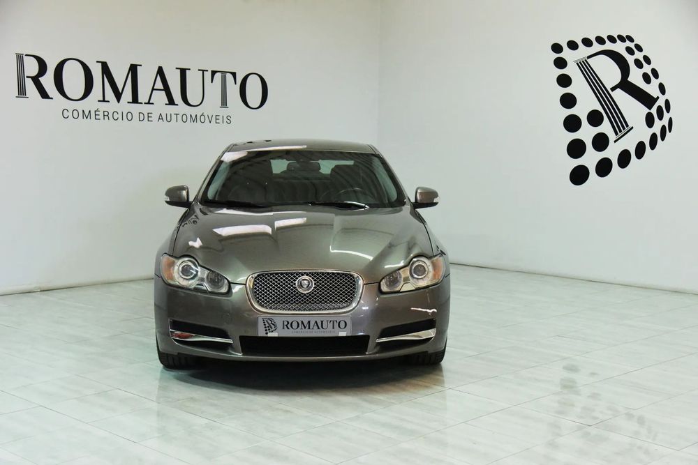 Jaguar XF 2.7 D V6 Luxury