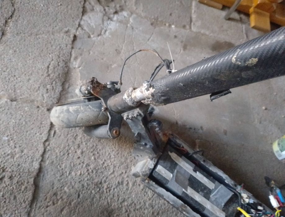 Hulajnoga elektryczna (coś w stylu kukirin)