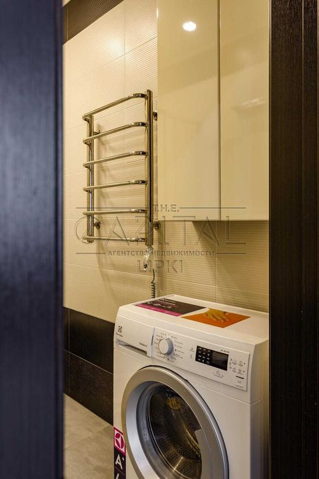 Оренда / Квартира / Драгомирова, Печерськ, м. Київ,Новопечерські Липки