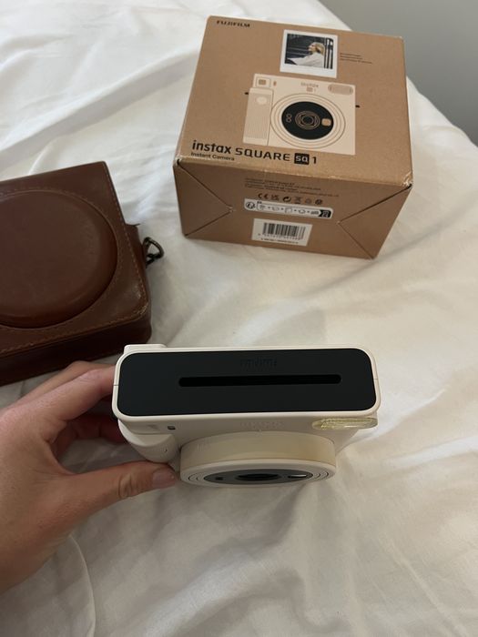 Фотоапарат instax square
