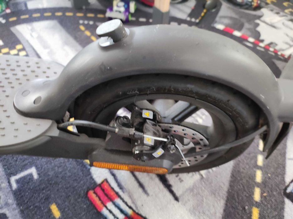 Hulajnoga elektryczna XIAOMI Mi 1S na Gwarancji do kwietnia 2024r.