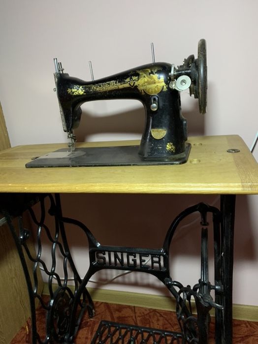 Швейна машина Зінгер