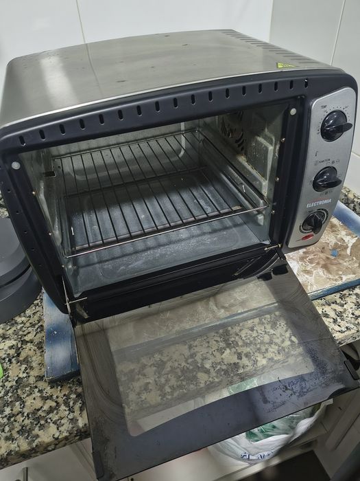 Mini forno elétrico