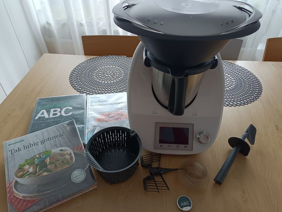 Thermomix TM5 plus książki i akcesoria