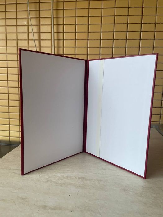 Обкладинка на Диплом Магістра А5