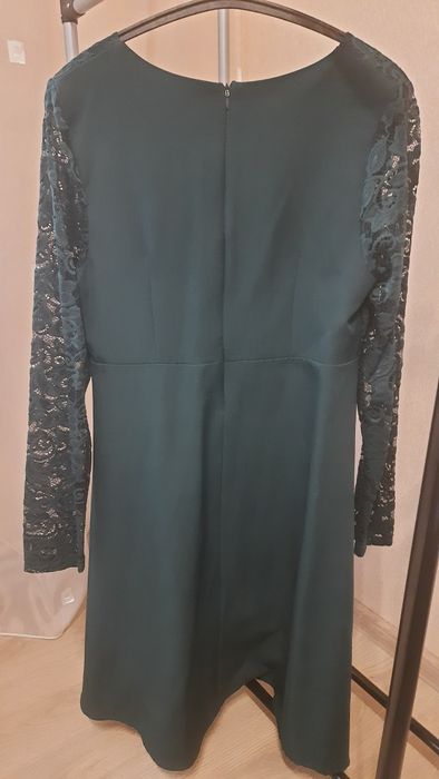 Плаття жіноче, розмір 52