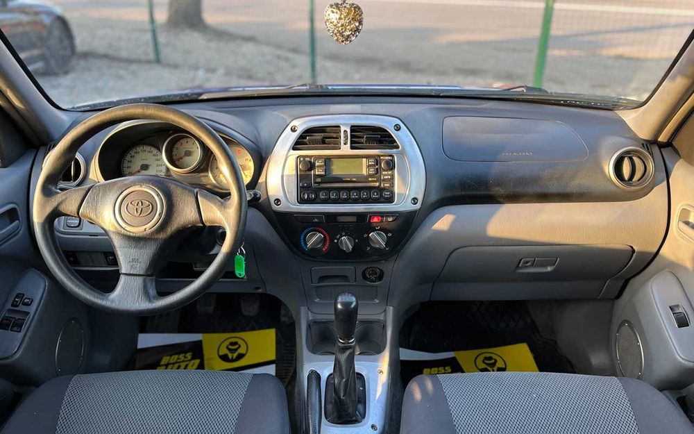 Toyota RAV4 2002