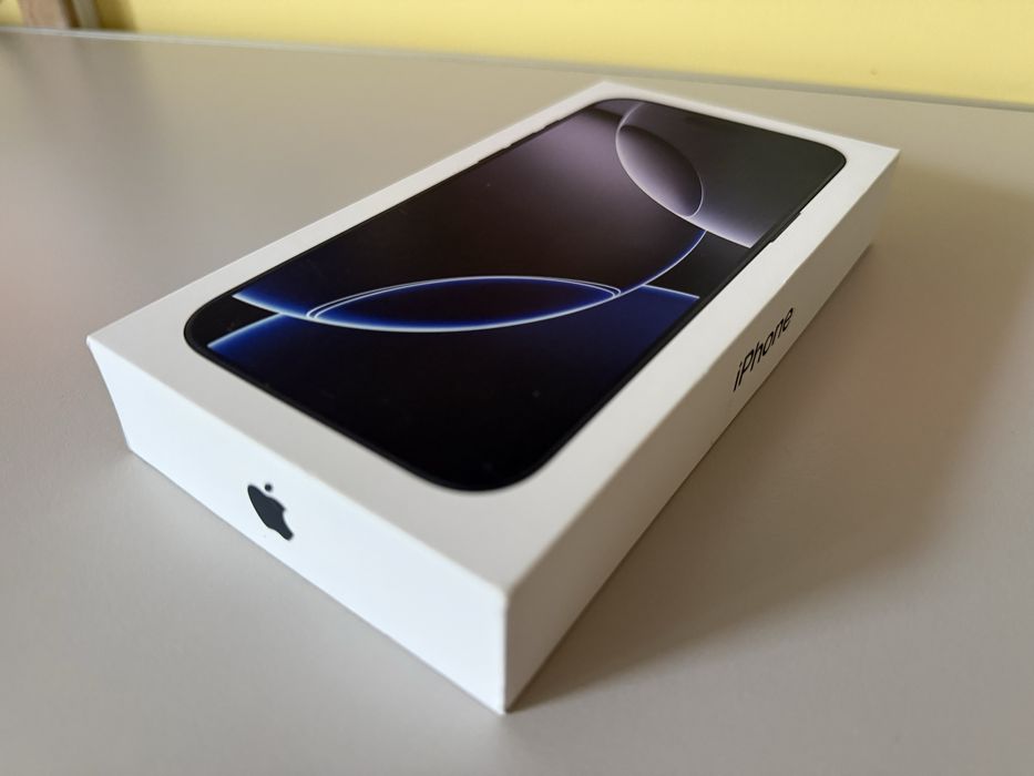 iPhone 16 Pro Max 256GB Black Titanium