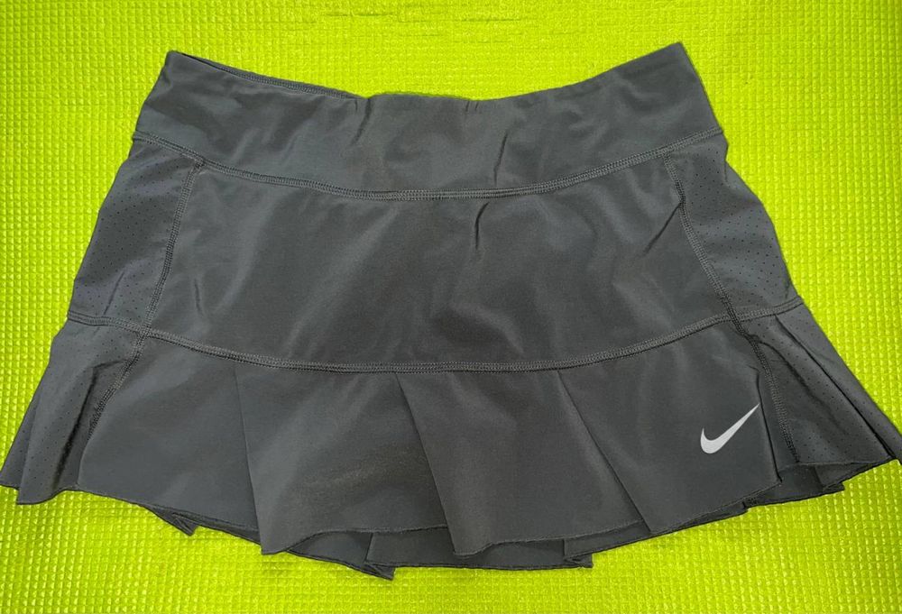 Тенісна спідниця Nike