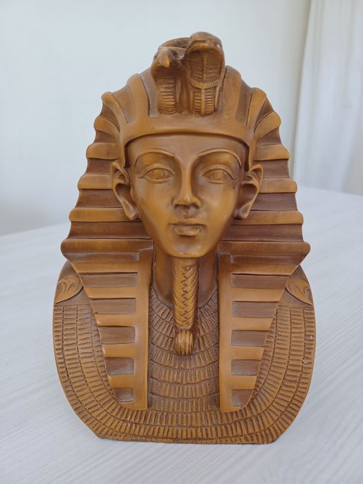 Popiersie Tutenchamona oryginalna figurka do postawienia