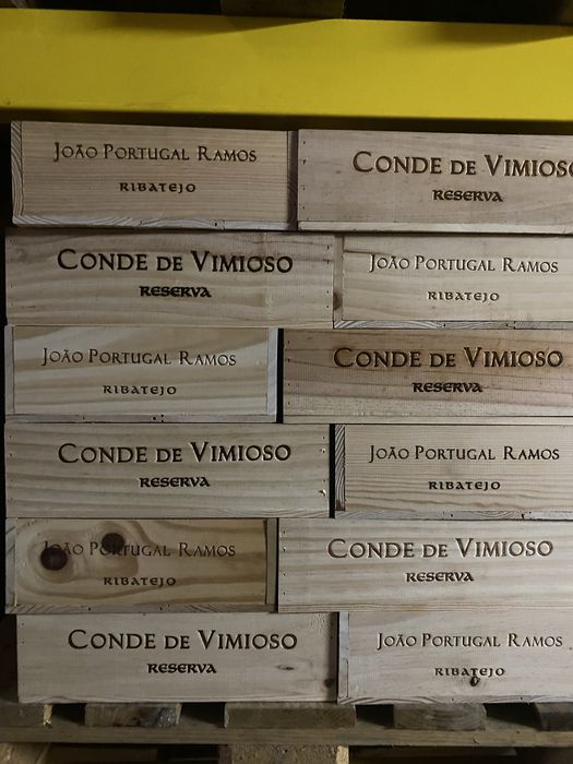 Caixas de Vinho  madeira varios tamanho