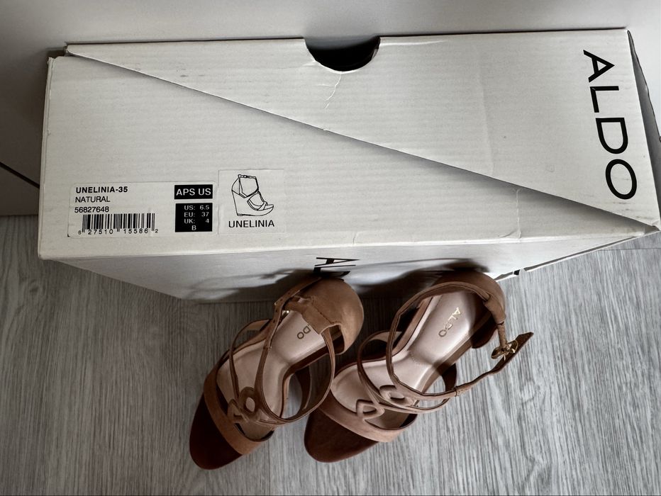 Шкіряні босоніжки на платформі Aldo