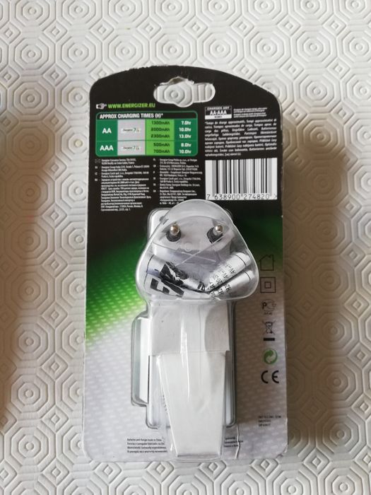 Pack carregador e 2 pilhas AA 2000mah Energizer