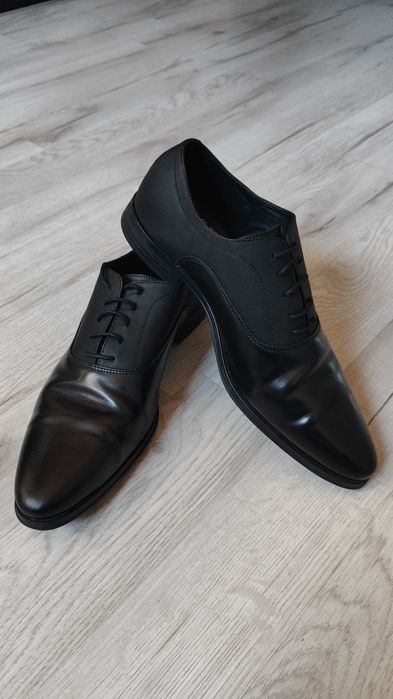 Buty wizytowe ZARA męskie, R.43 używane, stan idealny