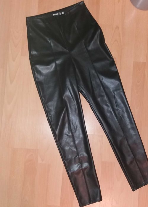 Spodnie ekoskóra Missguided rozm. S/M