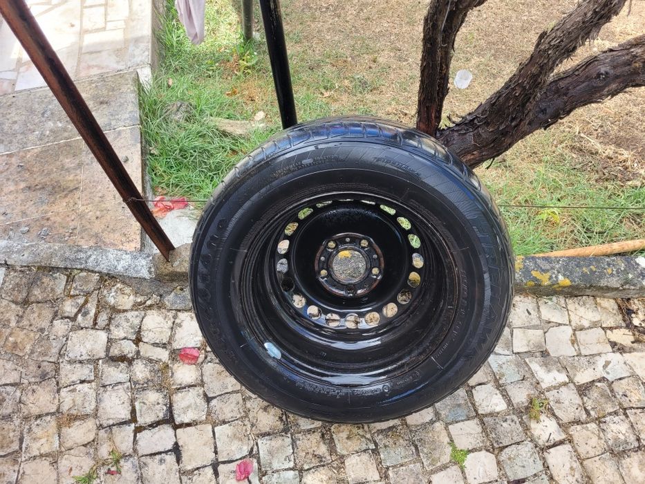 Jante e pneu para bmw