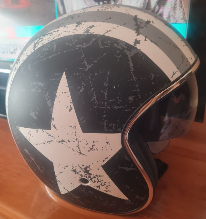 Capacete Origine café Racer com pintura especial