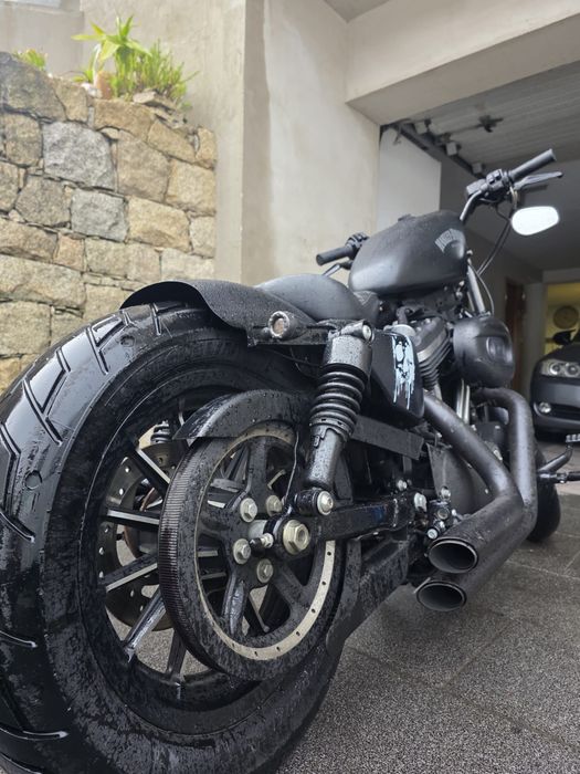 Harley-Davidson  883N Iron