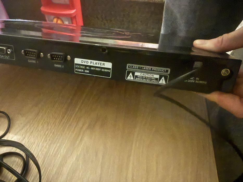 DVD-плеер Samsung DVD-128