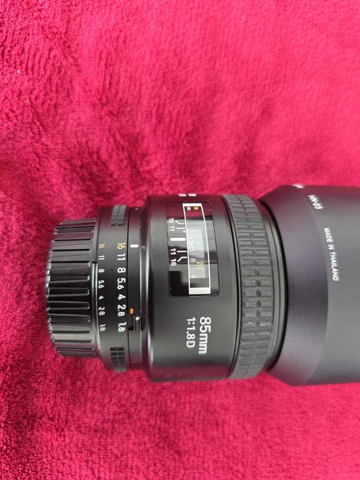 Nikon AF Nikkor 85mm f/1.8D FX Full Frame – Excelente Estado