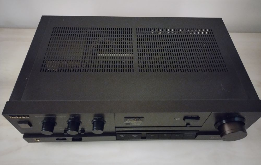 Technics amplificador VU 450 excelente estado Classe AA