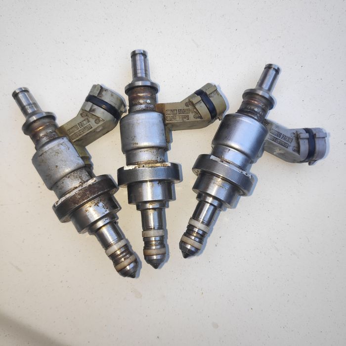 форсунка для Lexus GS 300,GS 350/LS  2GRFSE,1URFSE,2URFSE 2325031030