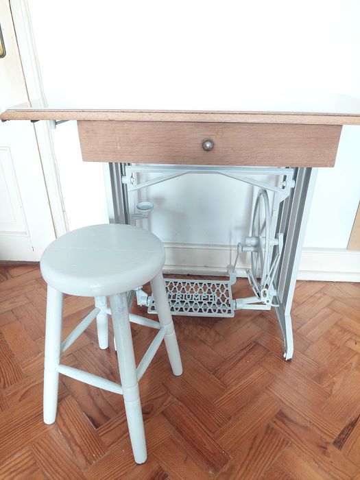 Mesa de apoio,   secretária , vintage