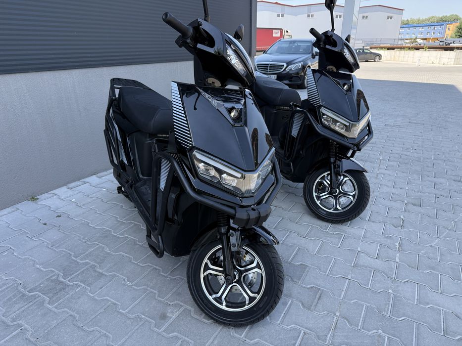 Оренда двохмісного електро скутера  2500w / електромопеда