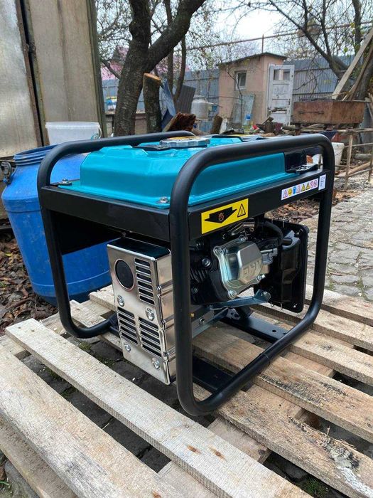 Генератор HERON 3,7 кВт (8896230) Чехія