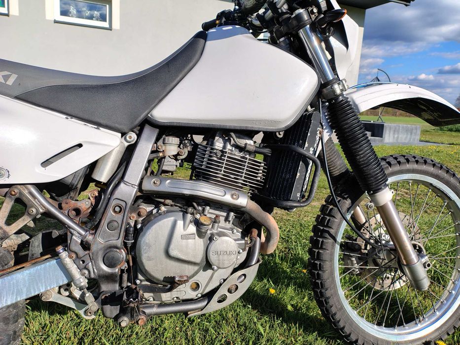 Suzuki DR 650 SE