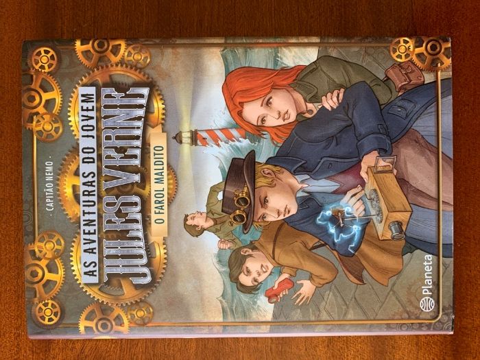 Livro: As aventuras de Jules Verne - O farol maldito (novo)