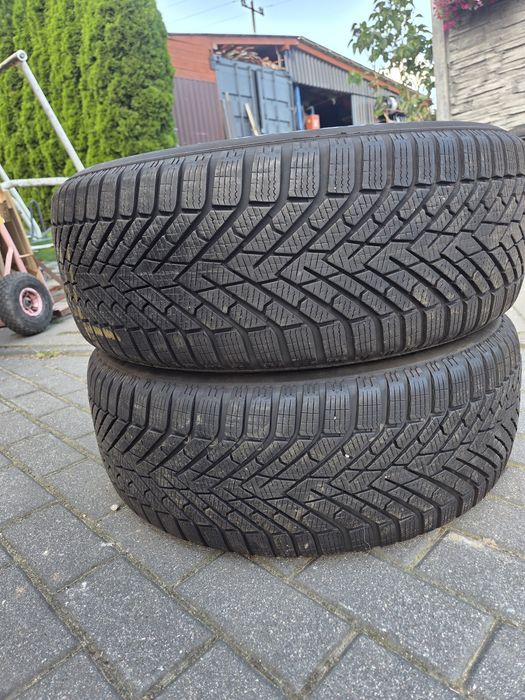 2x235x55x18 Pirelli zima