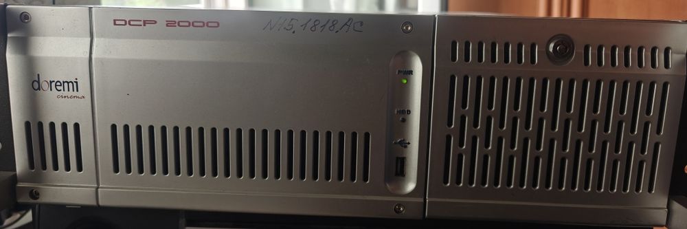 сервер Doremi DCP-2000,