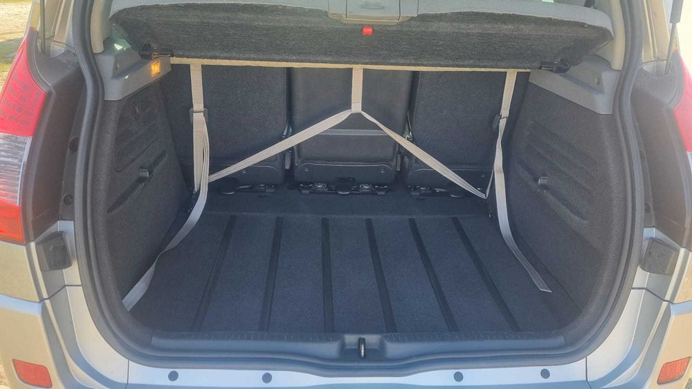 Renault Scenic 1.5 dci SE Exclusive