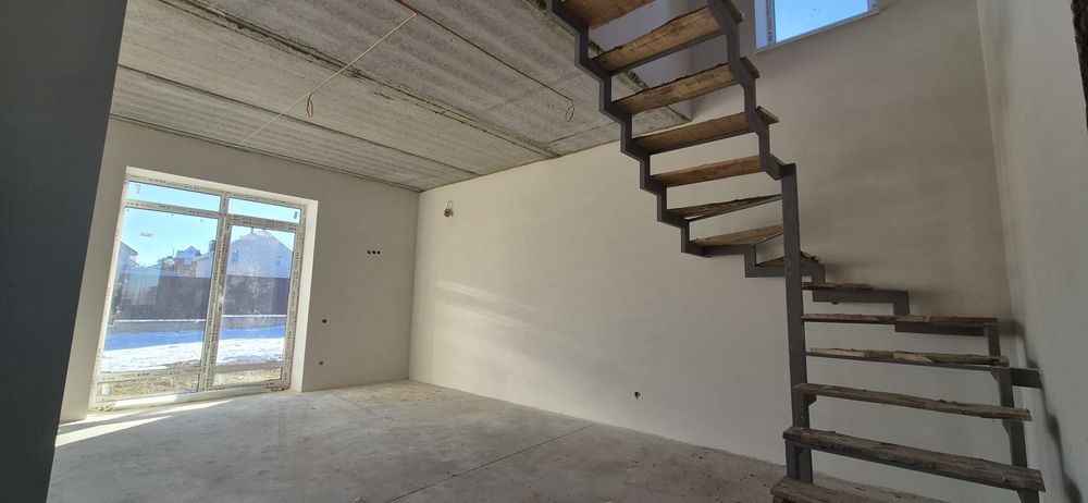 Продаж 2п  будинку 125м2, 4с ділянка від забудовника! Престижний район