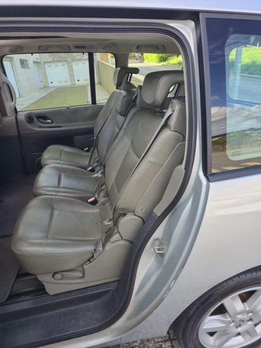 Renault Grand Espace 2.2 dCi Initiale Paris | 7 Lugares | Retoma