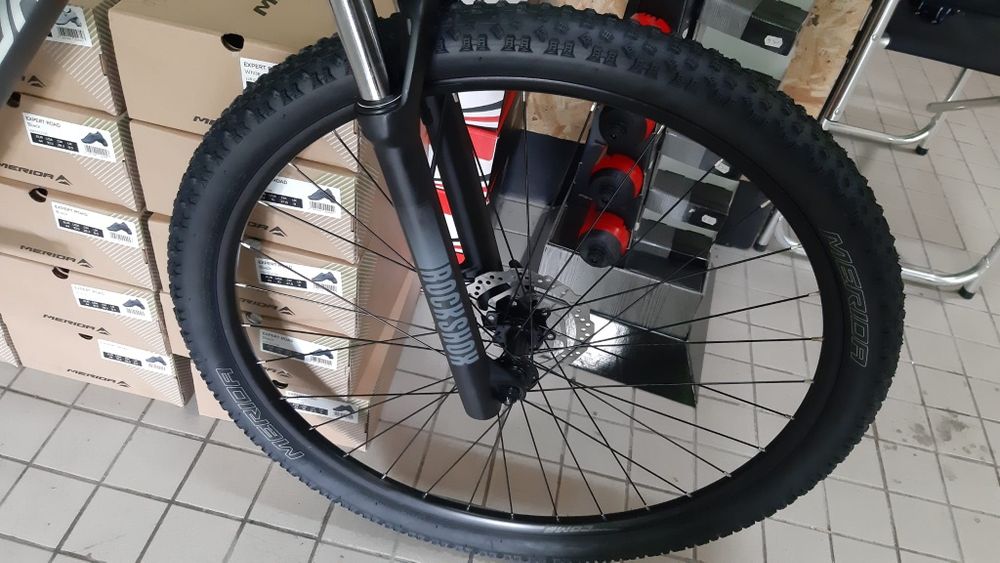 Merida roda 29 xxl com rock shox