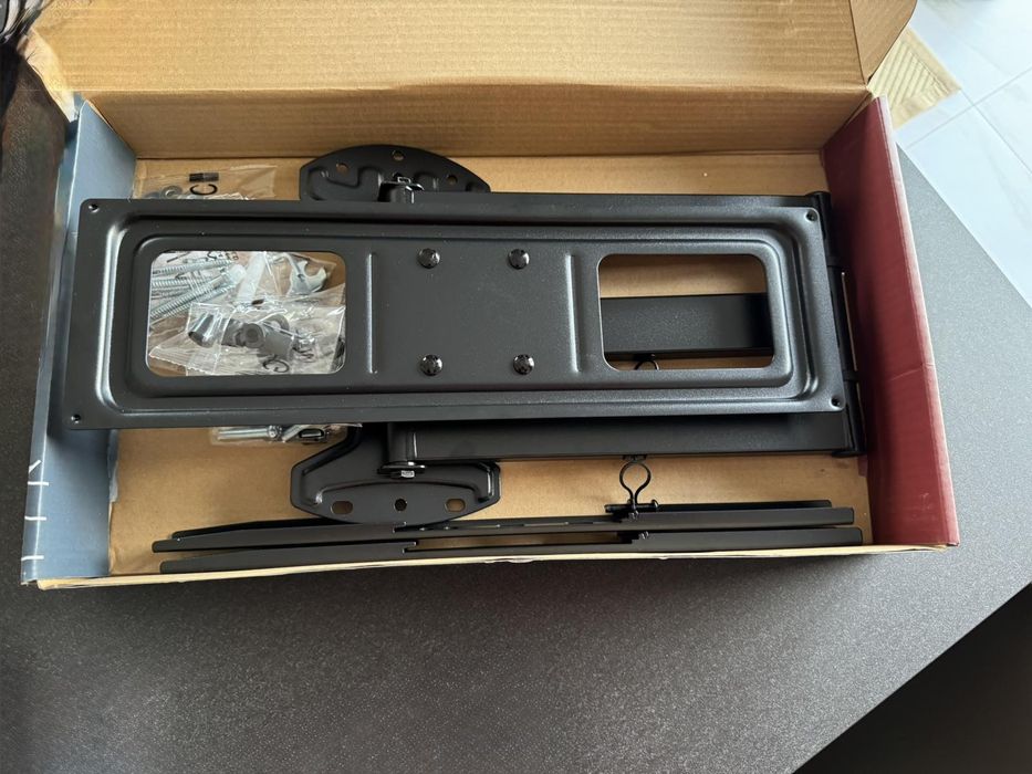 Logan кріплення для телевізора  cosmo12b