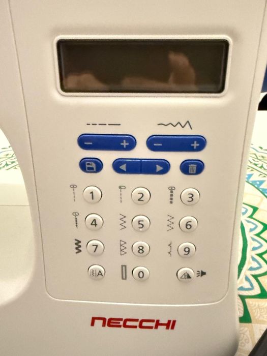 Vendo máquina de costura