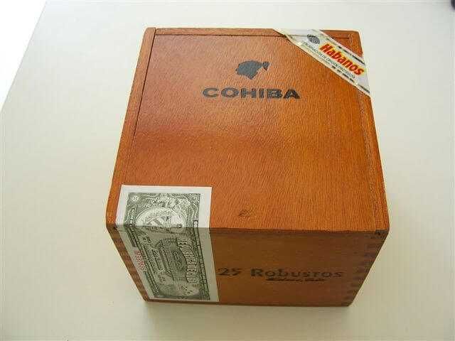 Бокс Cohiba Robustos коробка колекційна