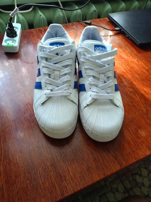 Adidas superstar
