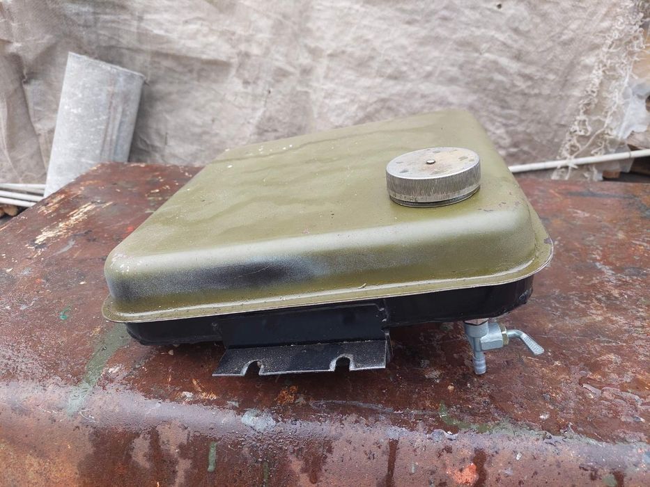 Продам двигун бензиновий 2 к.с.