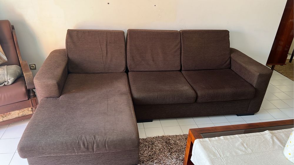 Sofá tipo chaise em otimo estado