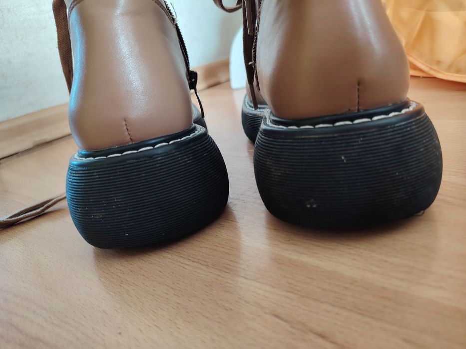 Ocieplane brązowe botki na grubej podeszwie 36