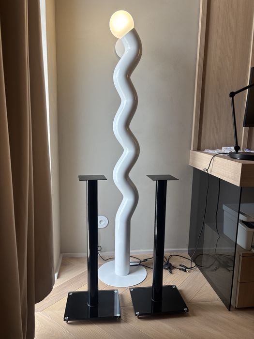 Standy głośnikowe – 75 cm