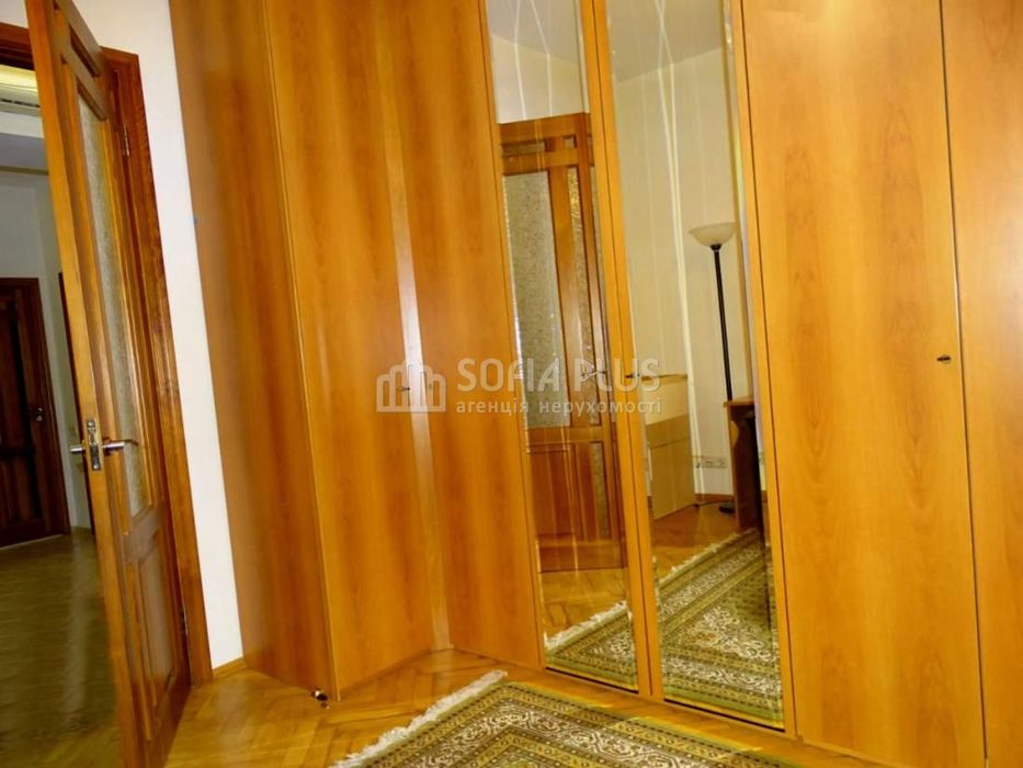 Ексклюзив, срочно! 3к, Грушевського Михайла вул. 34А
