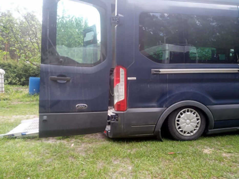 Ford Transit 2.2 2015 9os fajna baza na camper