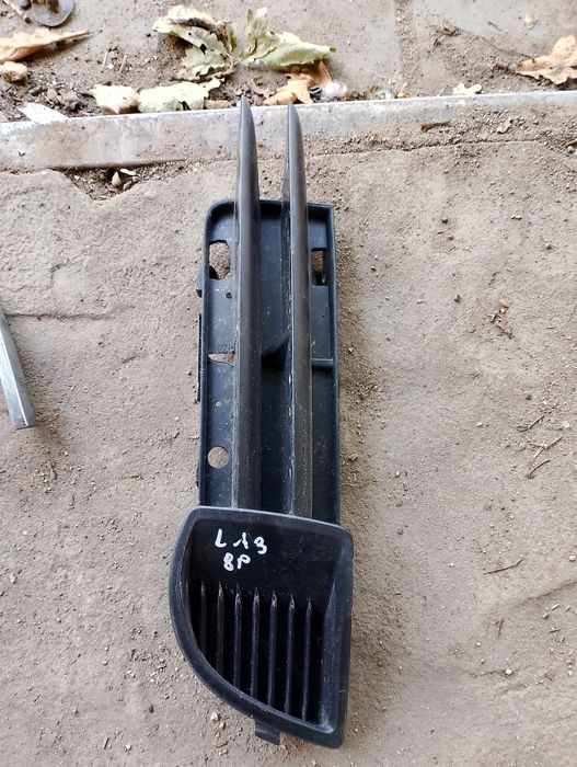 Kratka zderzaka  lewa audi a3 8p